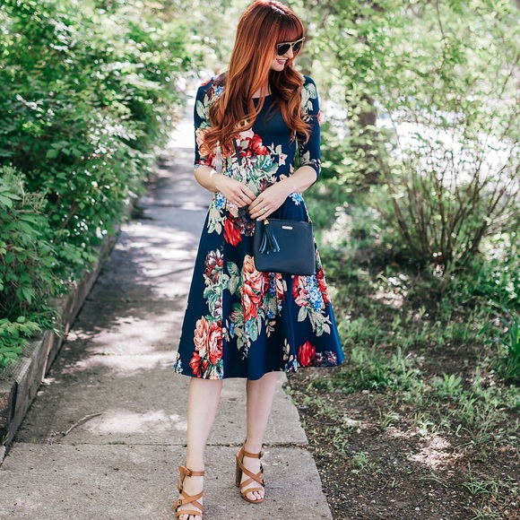 Poppy & Dot Navy Floral Dress Small - Picture 5 of 5
